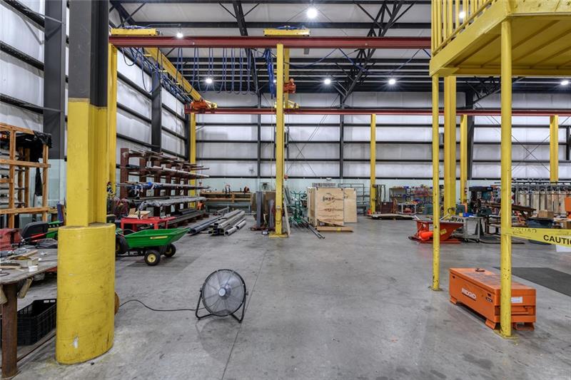 Corporate Warehouse For Sale in Hillsborough County 18,000 SF 1,850,000