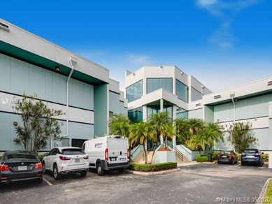 Florida Warehouses For Sale - Let us help you buy or sell your next Warehouse