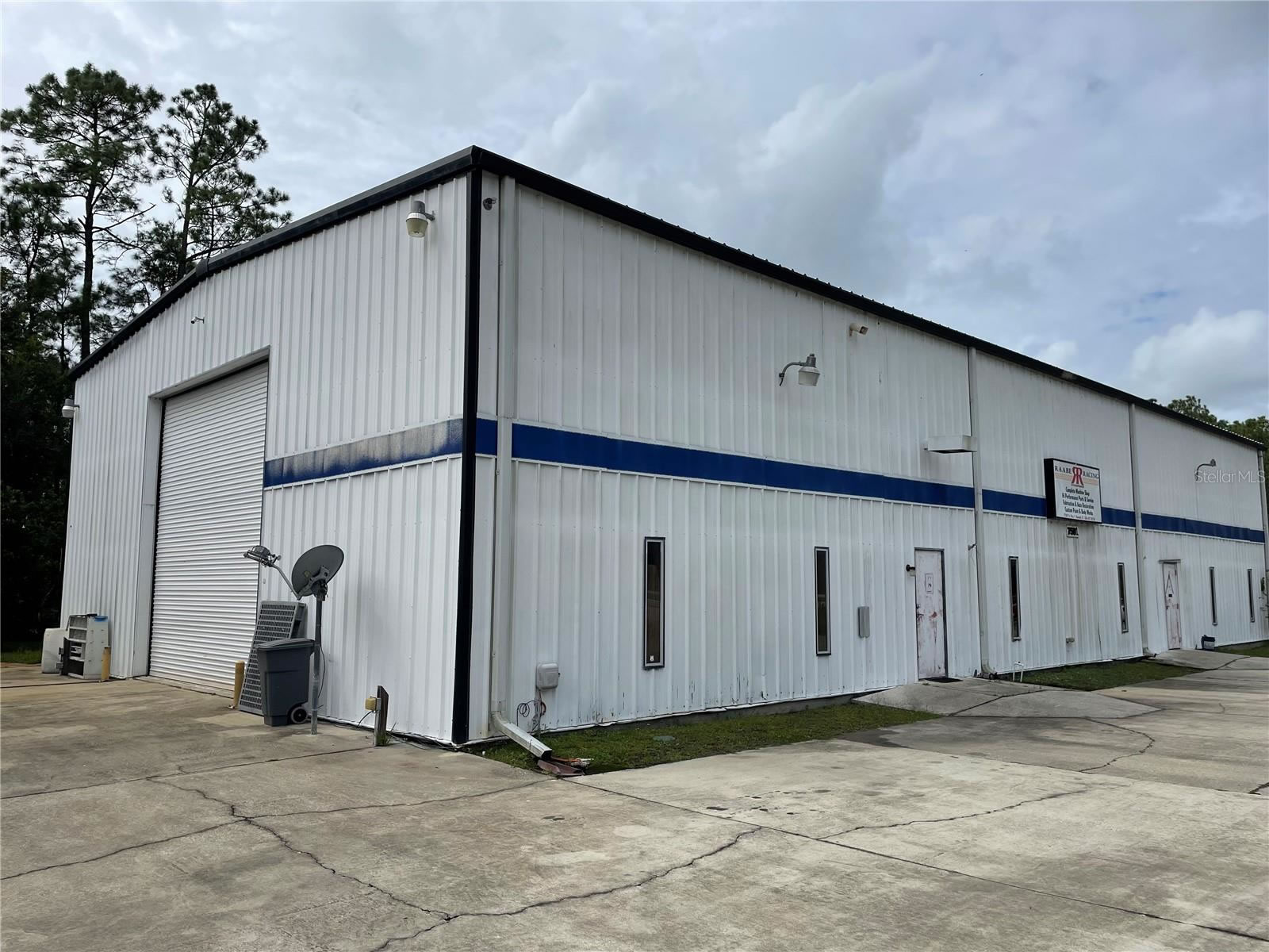 3 Industrial Warehouses For Sale in Bunnell, FL - 14,400 sq ft - 100% Leased! $3,000,000
