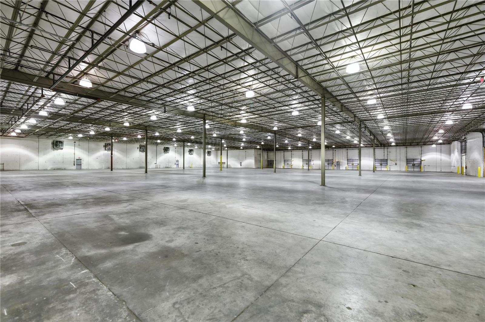 Warehouse For Sale in Ocala, FL - 56,000 sq ft $7,500,000