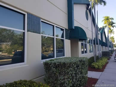 Florida Warehousess For Sale - Let us help you buy or sell your next Warehouses